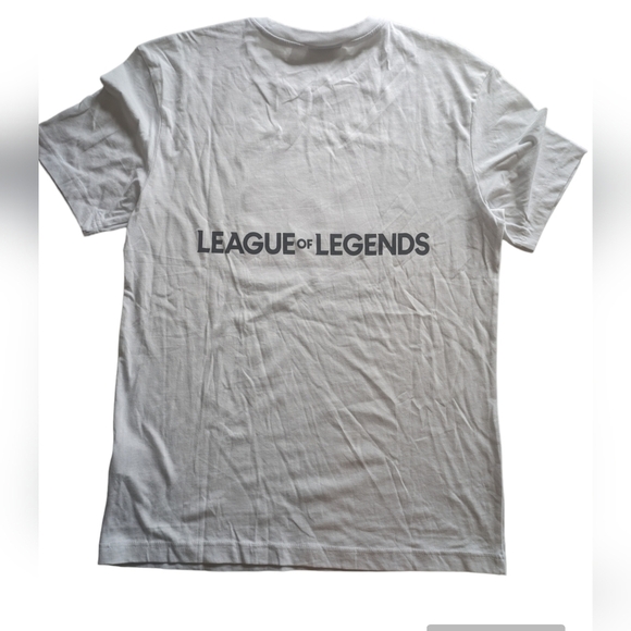 H&M x League of Legends collab Tshirt small  and Jinx action figure - Picture 4 of 6